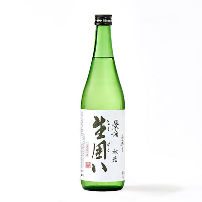特別純米酒　秋鹿　生囲い  720ml